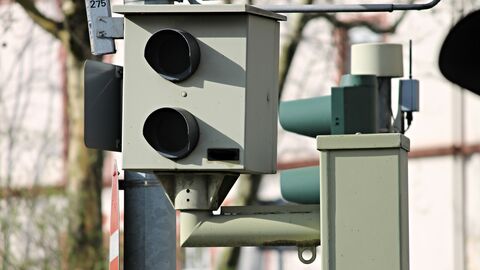Geschwindigkeitsmessgerät Radarkontrolle